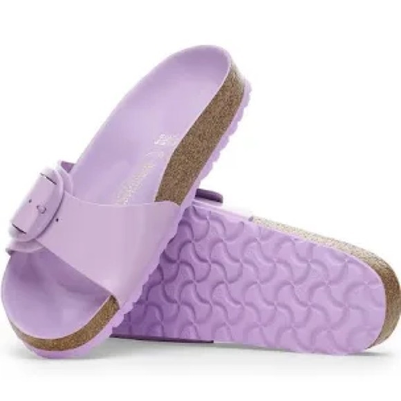 Birkenstock Shoes - Birkenstock.NEW! Crocus Color High Shine Lavender Leather Fondant Gloss  Sandal.